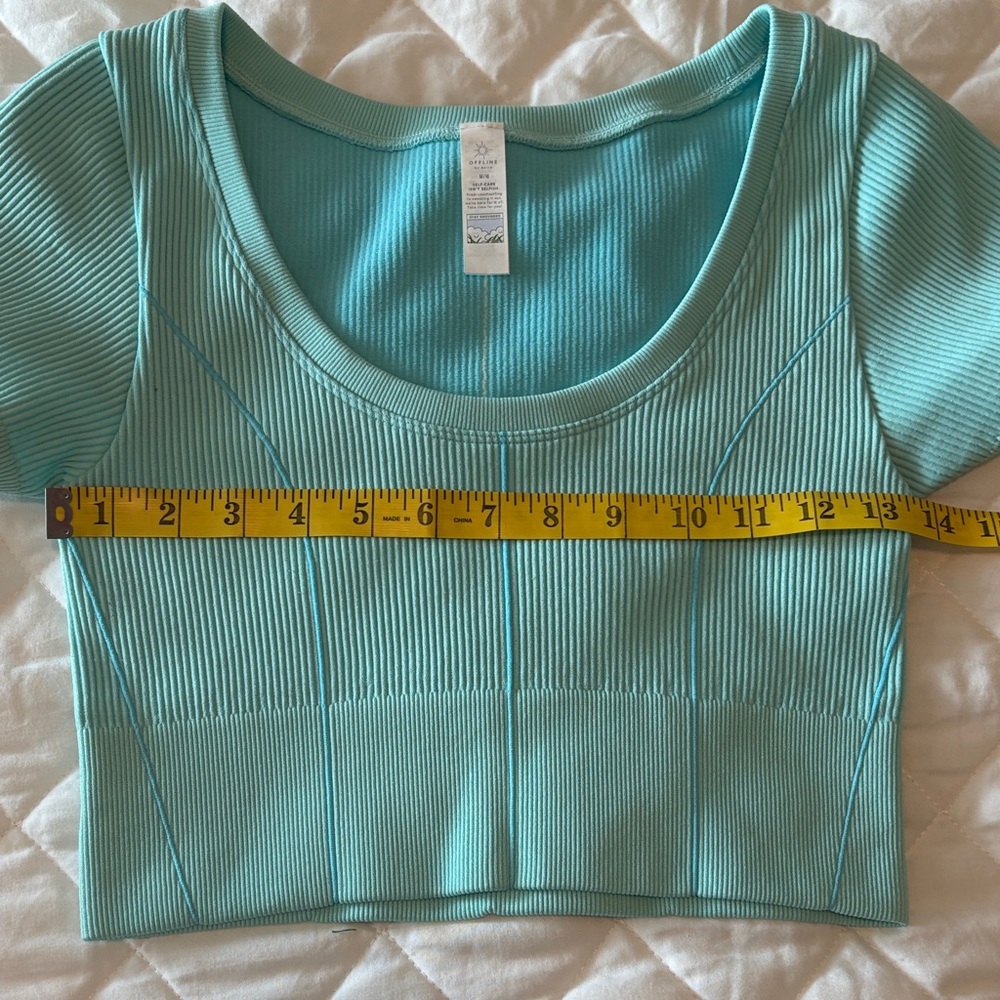 Offline by Aerie AE Women's Crop Athletic Workout Top, Turquoise Medium - Picture 2 of 6